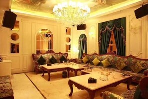 تناول الطعام