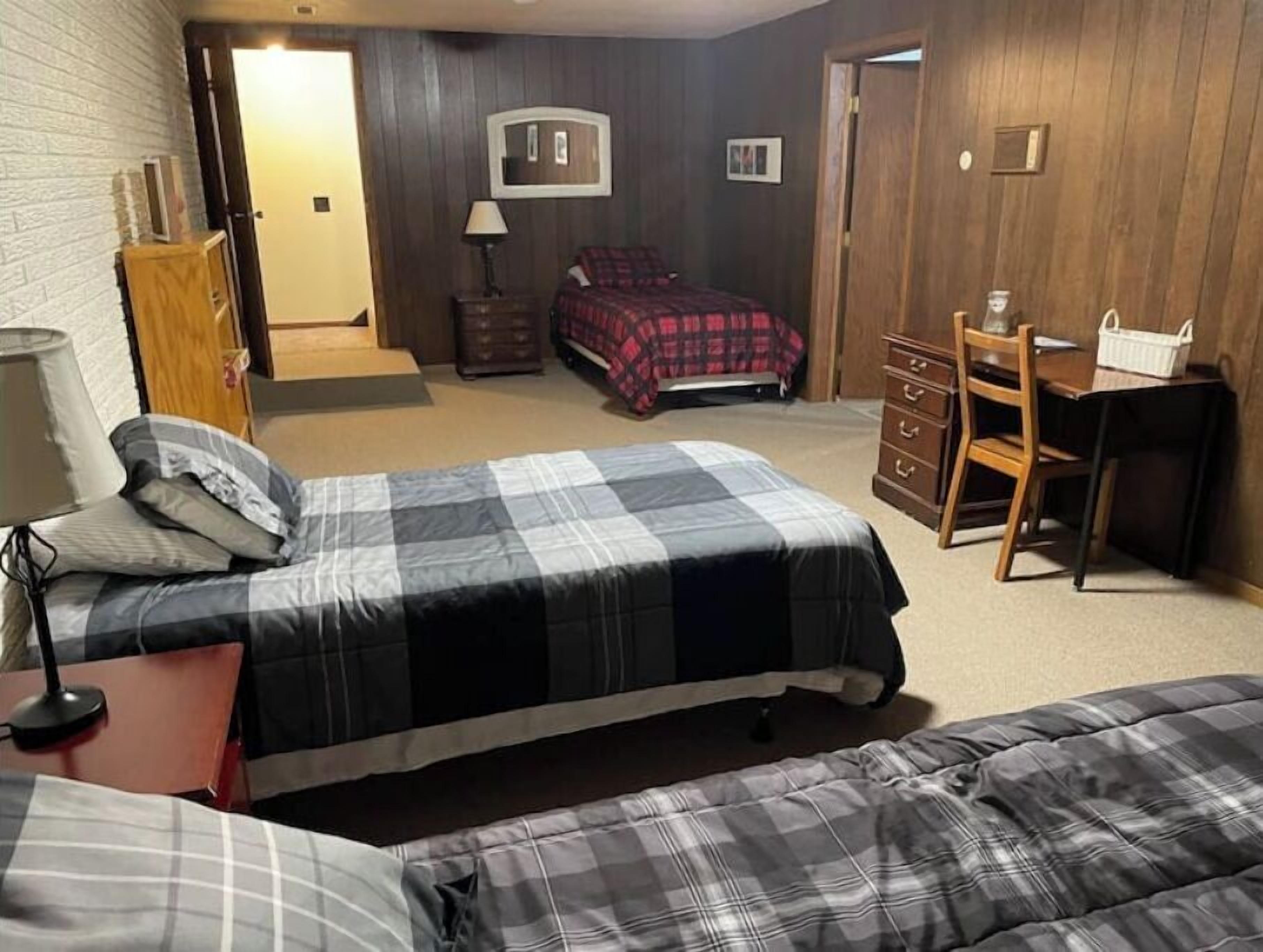 3 habitaciones, cuna de viaje, wifi gratis y ropa de cama 