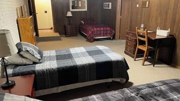 3 habitaciones, cuna de viaje, wifi gratis y ropa de cama