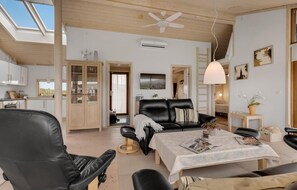 3 عدّة غرف نوم وسرير سفر وواي فاي مجانًا