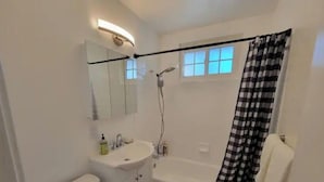 Hårtørrer, håndklæder, Sæbe, Shampoo