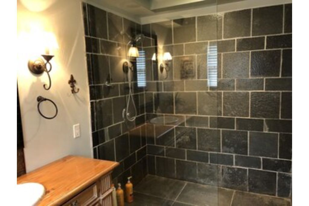 On Qualicum beach, 3 bedroom fully remodeled heritage home