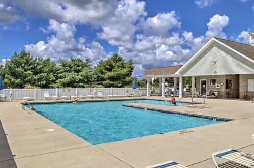 Relax in Lewes Condo near the beaches!