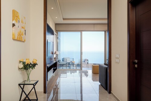 New Luxury 3 Bedrooms, 24/7 power, Brummana Views