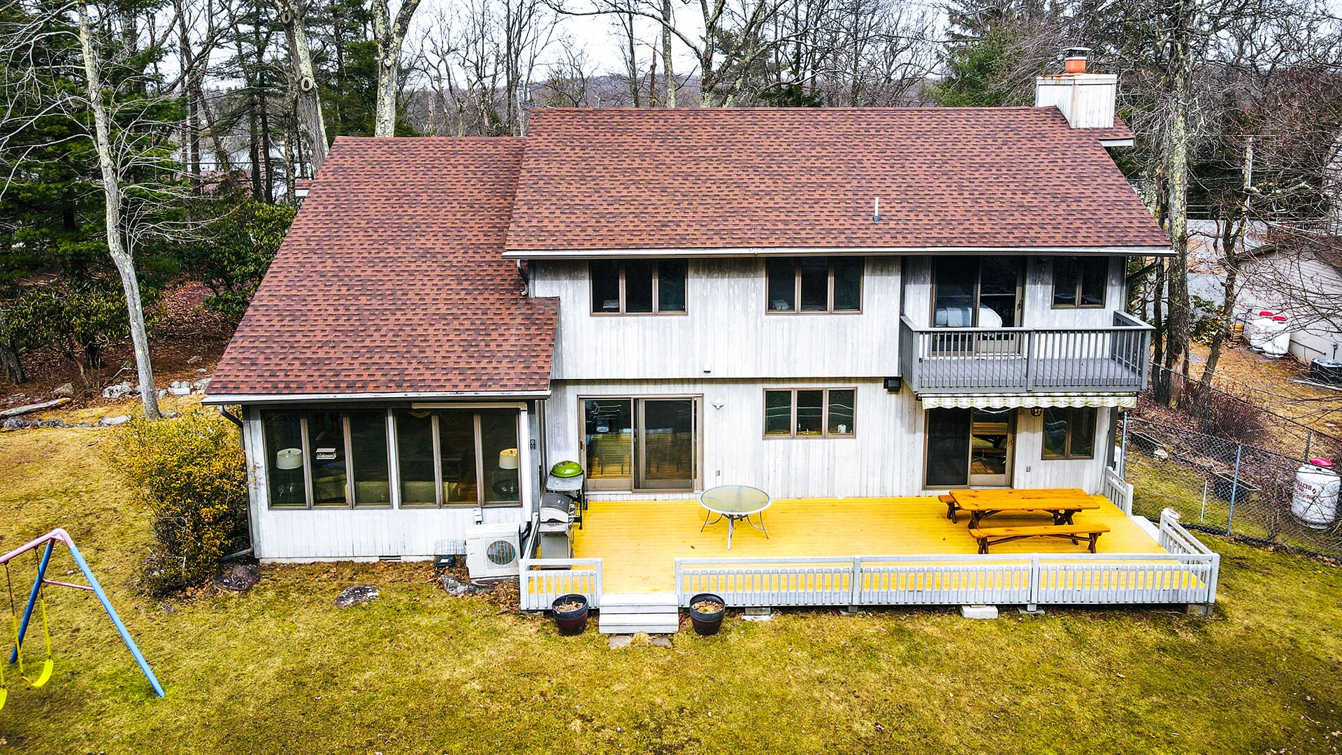 Poconos Breezy Paradise Cabin: Lakeview Retreat