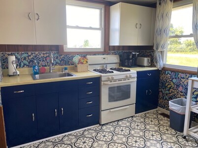 Lake Erie Home near the lake with boat parking.