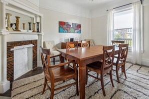 House (6 Bedrooms) | Floor plan