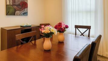 House (6 Bedrooms) | Floor plan