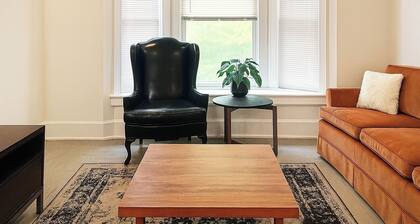 Detroit 6BR House Wifi, Parking, Pet Friendly