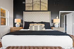 5 habitaciones, tabla de planchar con plancha y cuna de viaje 