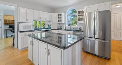 Stunner close to Cornell, Cortland, Finger Lakes! Spread out on 3 acres!