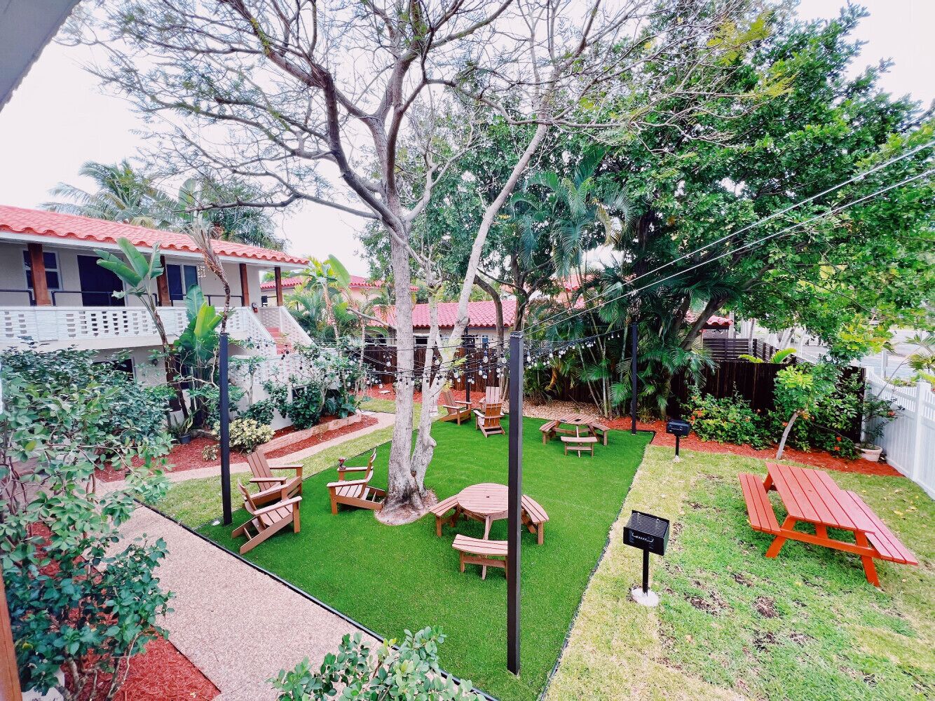 The Leeward Apartments By Lowkl
