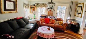 Smart-tv en een open haard