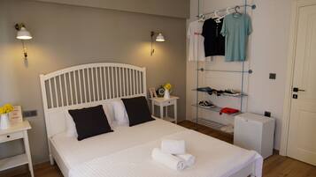 Fer et planche à repasser, Wi-Fi gratuit, draps fournis