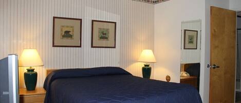 2 室のベッドルーム、アイロン / アイロン台、ベッドシーツ