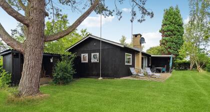 Gorgeous home in Vejby with kitchen