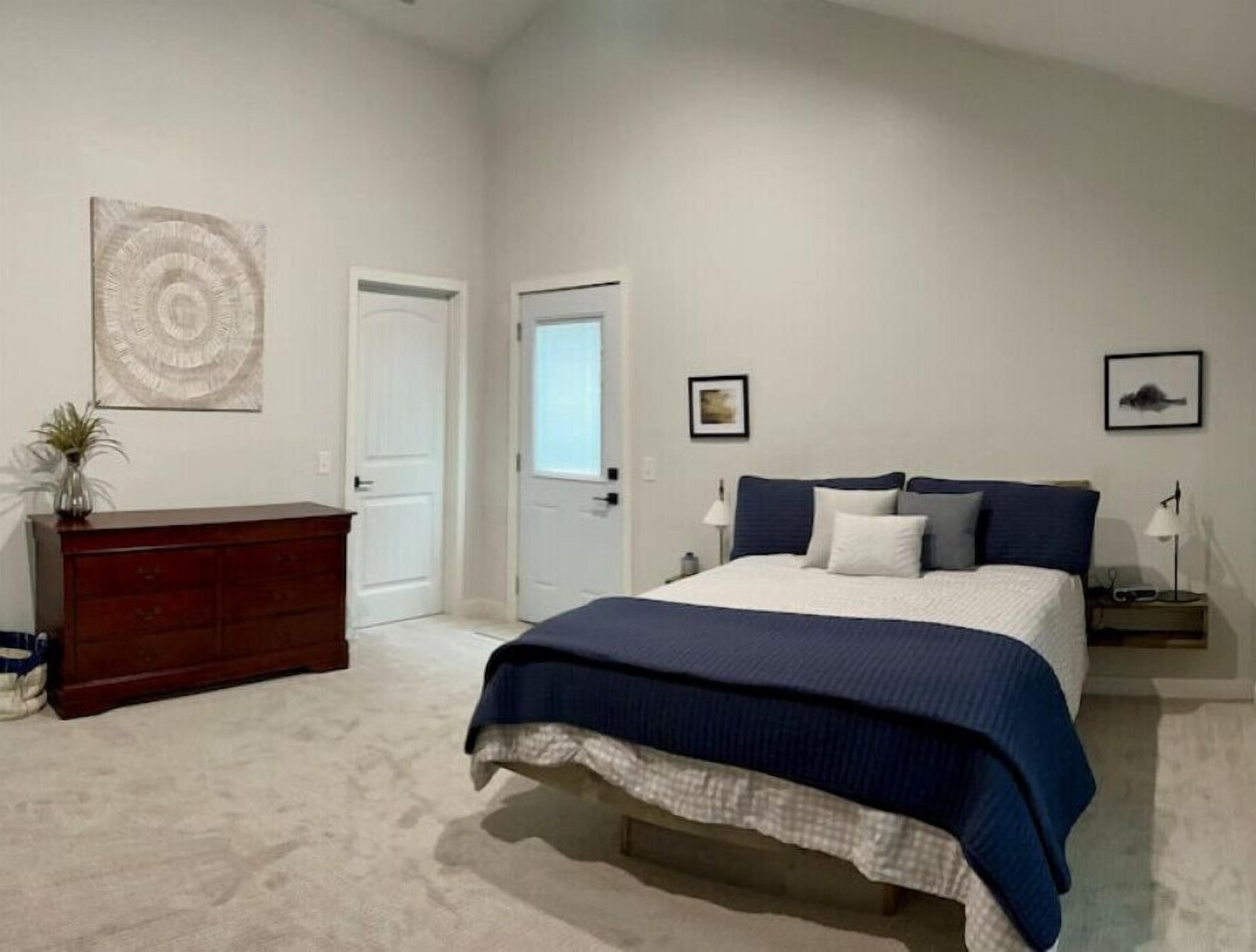 1 chambre, bureau, fer et planche à repasser, Wi-Fi gratuit