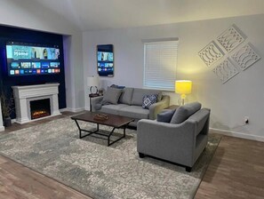 Smart TV, fireplace