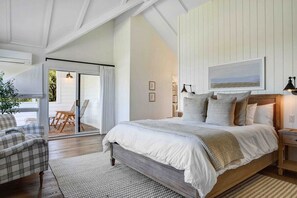 5 bedrooms, iron/ironing board, travel cot, free WiFi - Luxury Vineyard Creek Ranch Sonoma (Sonoma)