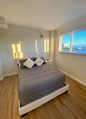 1 habitación y ropa de cama 