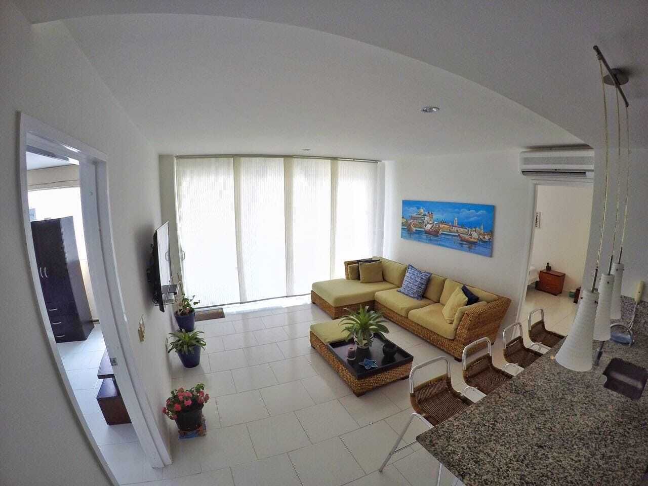 apartment 1 minute from the beach..