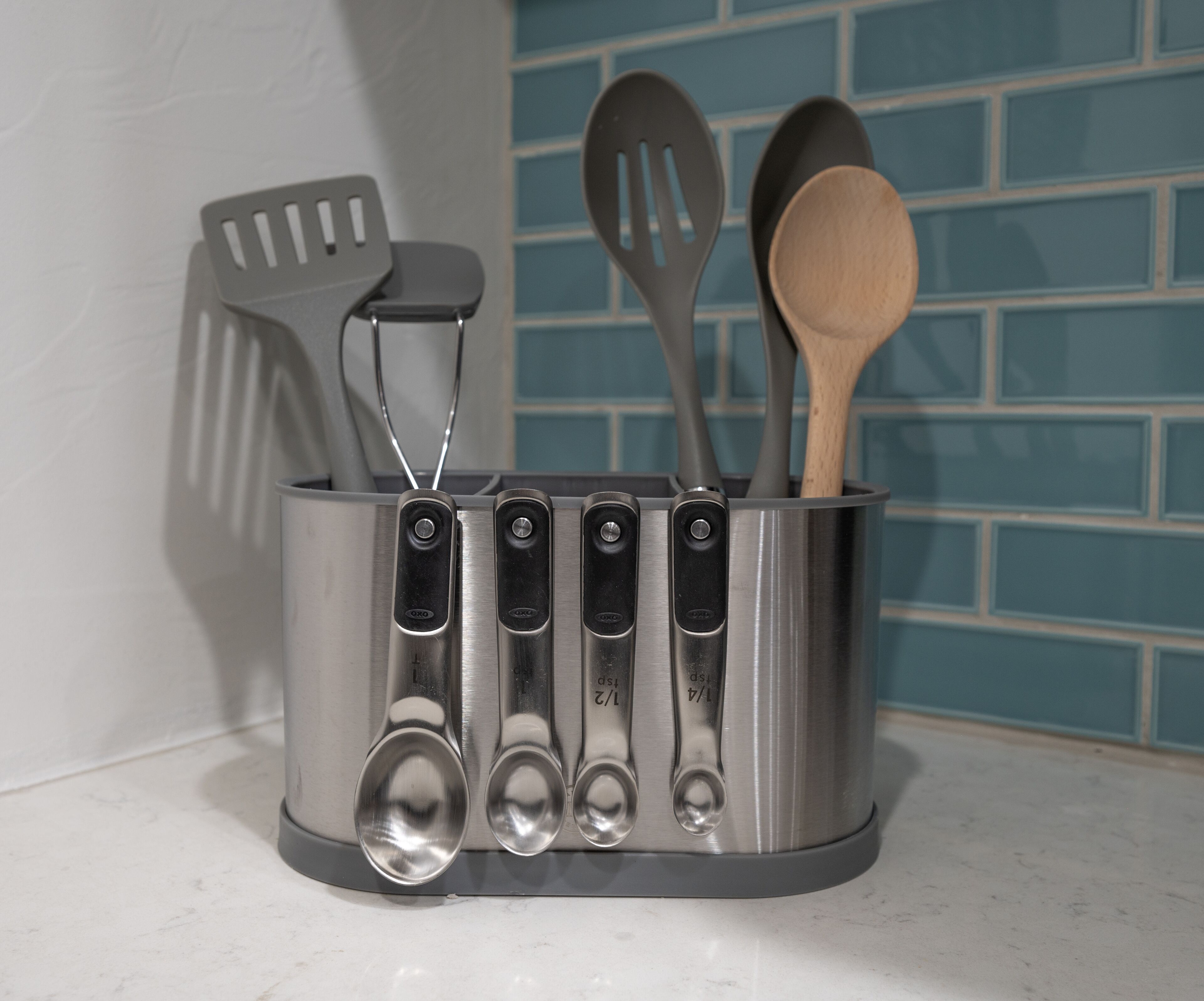 Newly Remodeled Modern Farm House on Large Acreage