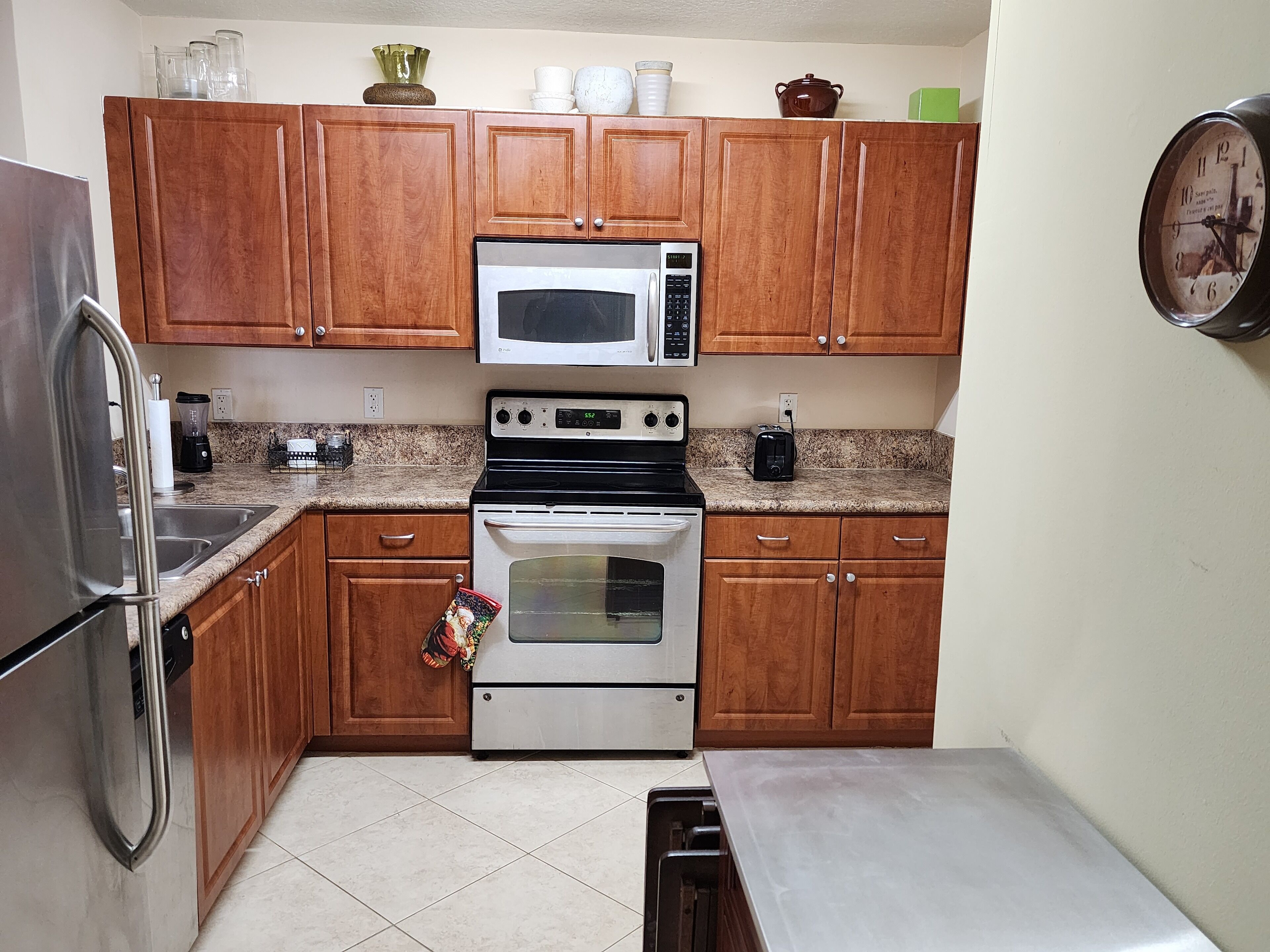 Beautiful 2b/2bathroom Condo