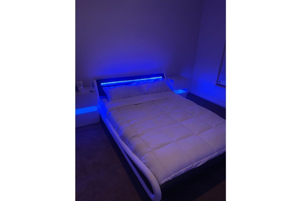 The Domain, Austin, TX - 1BR, 2 beds - near shopping center/bars/restaurants etc