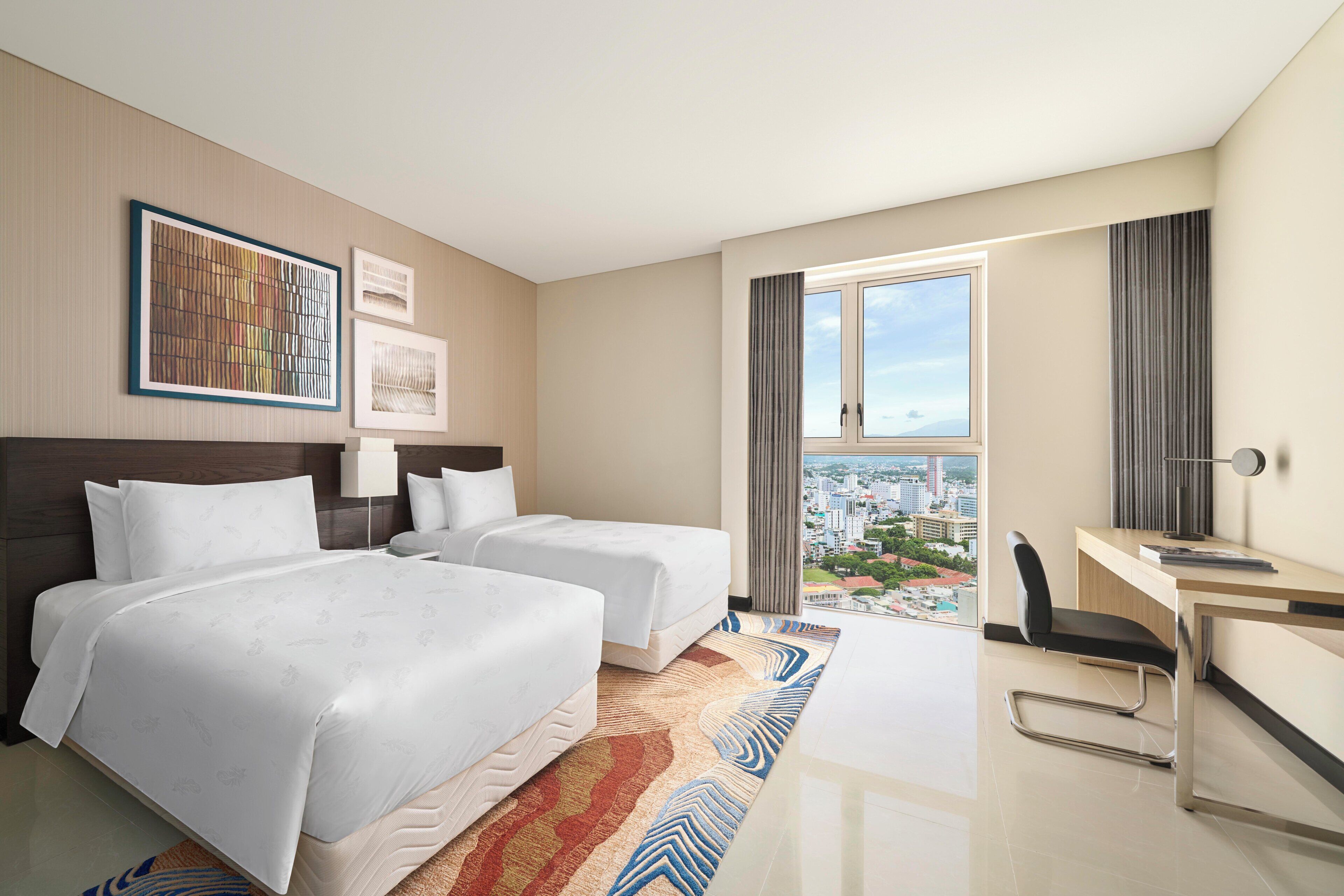 Suite, 2 Bedrooms, Ocean View (Horizon, 1 King, 2 Twin Beds) | In-room safe, laptop workspace, soundproofing, iron/ironing board