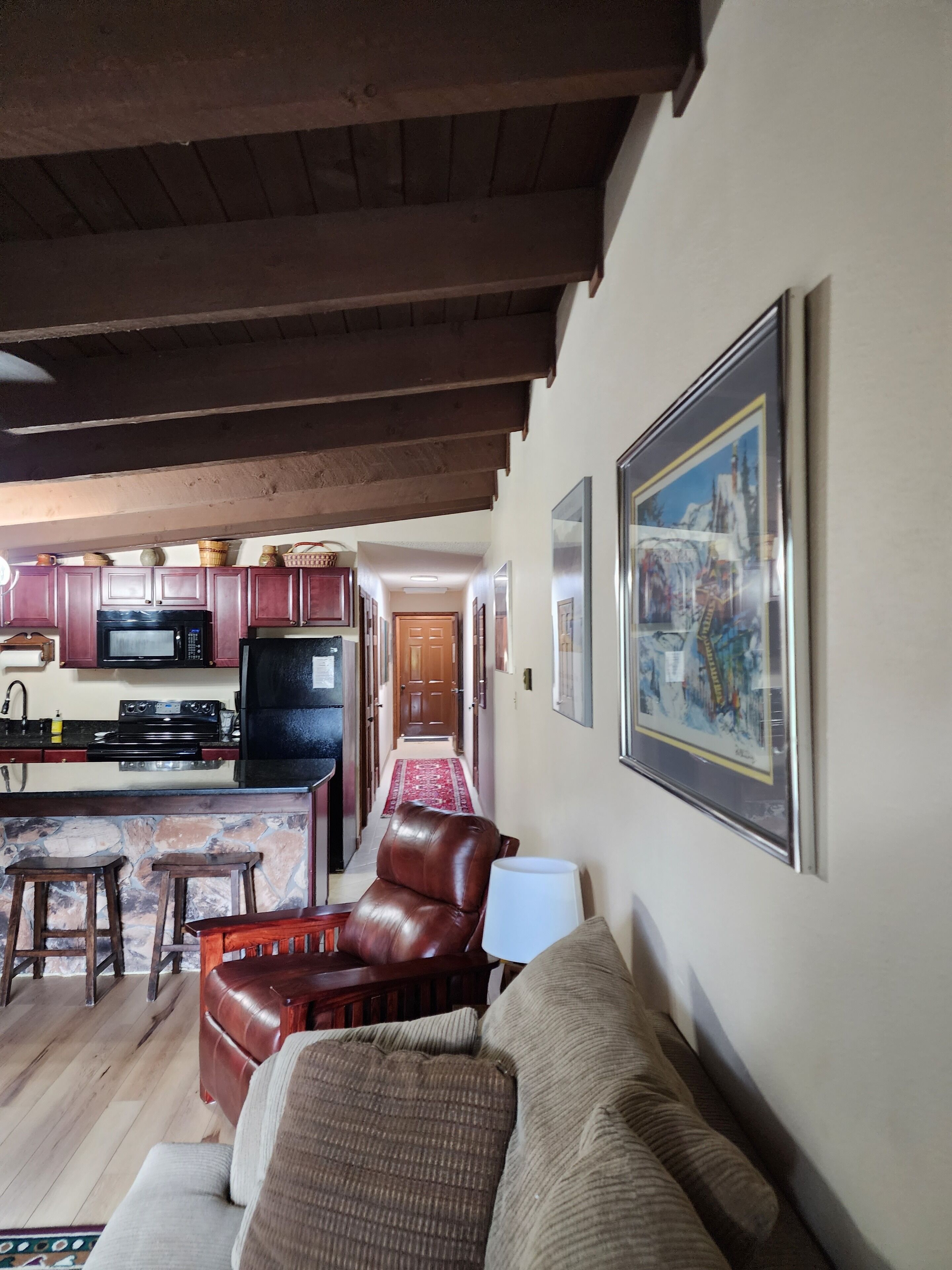 Cozy Condo at Angel Fire Resort!  Skiing, Mountain Biking, walk to the lift
