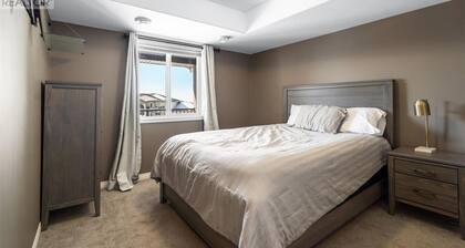 1 bed 2 bath in Stonebridge