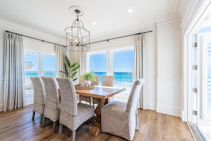 Casa, várias camas (Shipwatch Shores (G)(S)- Shipwatch - ) | Opções para refeição