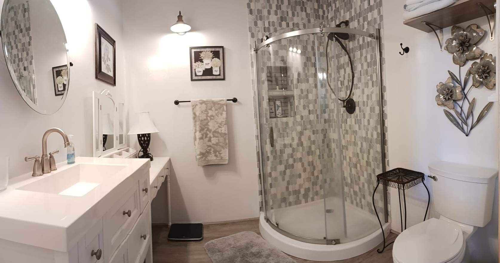 Texas Hill Country. Wineries! Getaway!  Enjoy the peaceful countryside.