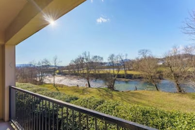 Beautiful first floor 2 bed, 2 bath condo on the river