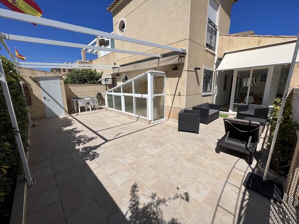Terassi/patio