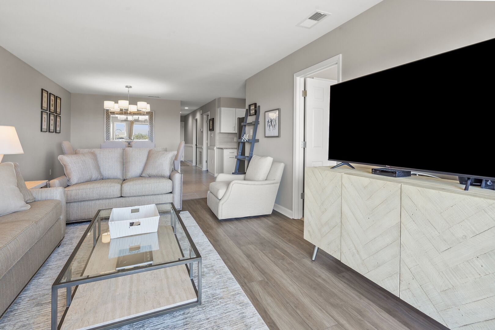 Cozy oceanfront condo w/ covered porch - completely remodeled