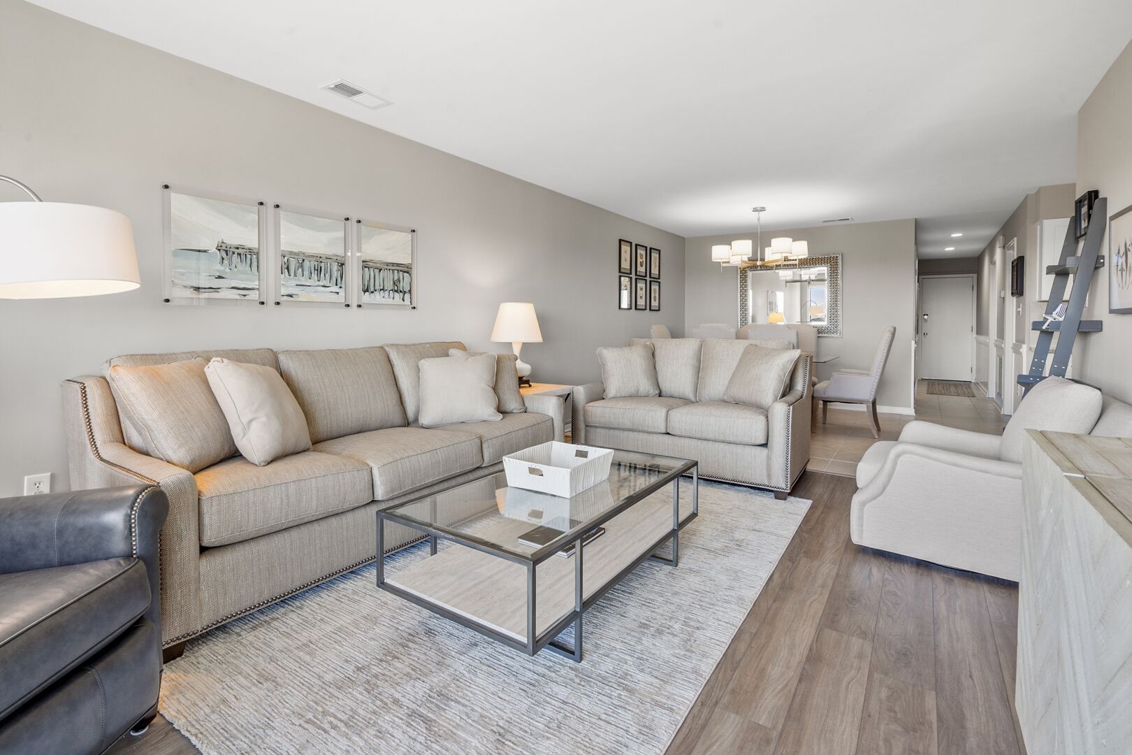 Cozy oceanfront condo w/ covered porch - completely remodeled