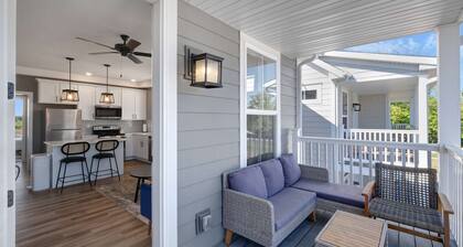 Dog Friendly Condo | Navvy Town Neighborhood