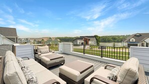 Terrace/patio - La Dolce Vita | Pinnacle Pointe Neighborhood (Ottawa)