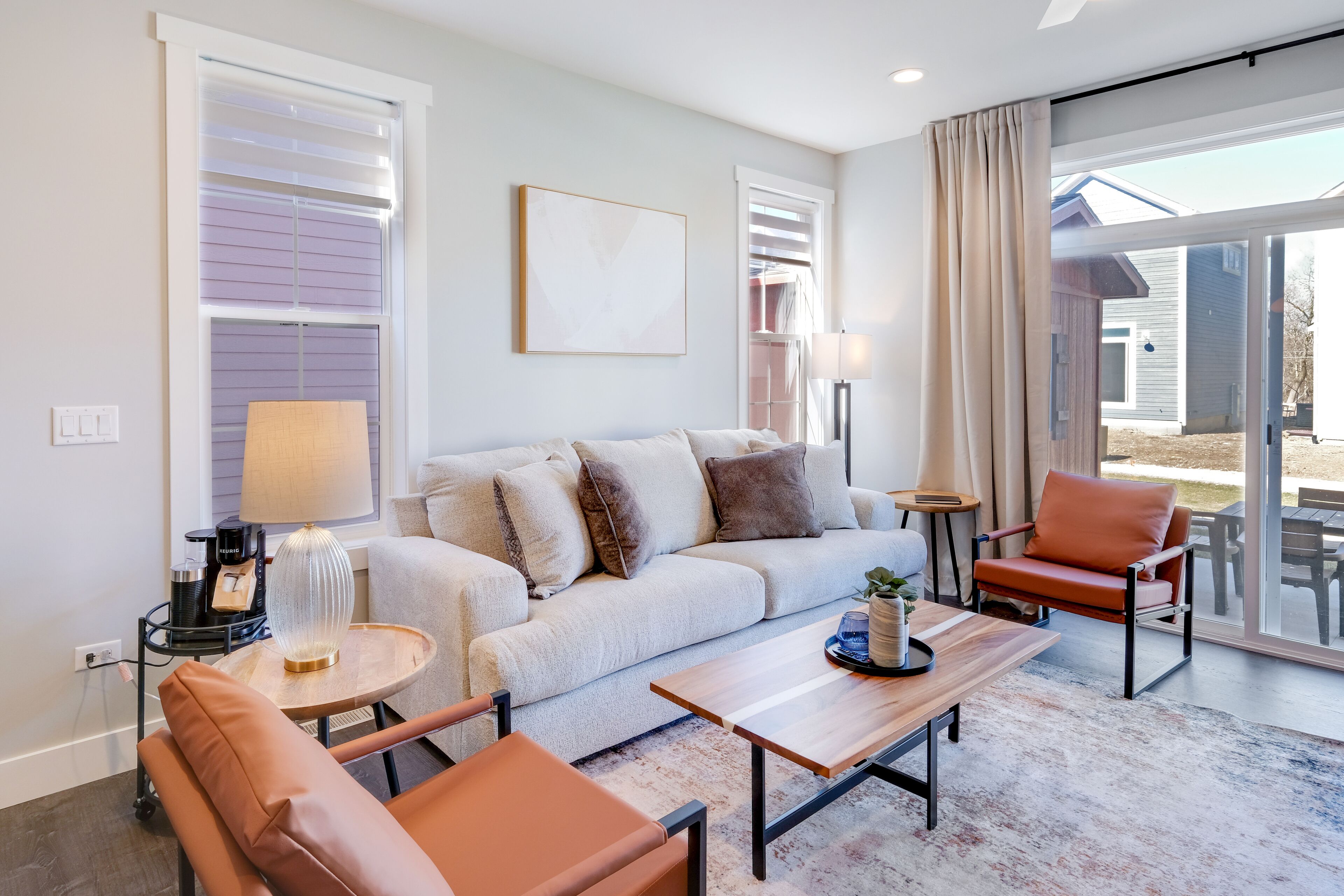 Red Red Wine | 2 Bed, 2.5 Bath