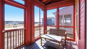 Interior - Navvy Town Neighborhood at Heritage Harbor (Ottawa)