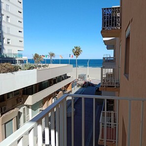 Property grounds - T2 apartment with parking 20 m from the beach and center 4CARIO7 (CANET PLAGE)