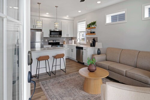 The Harborview Hideaway  | 2 Bed, 2 Bath