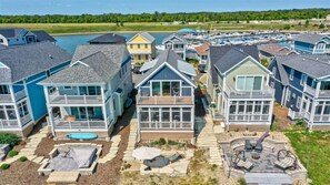 Exterior - On The Rocks | Villas at Herons Landing (Ottawa)