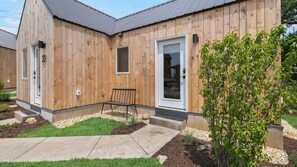 Exterior - The Bunkies @ Heritage Harbor (Ottawa)