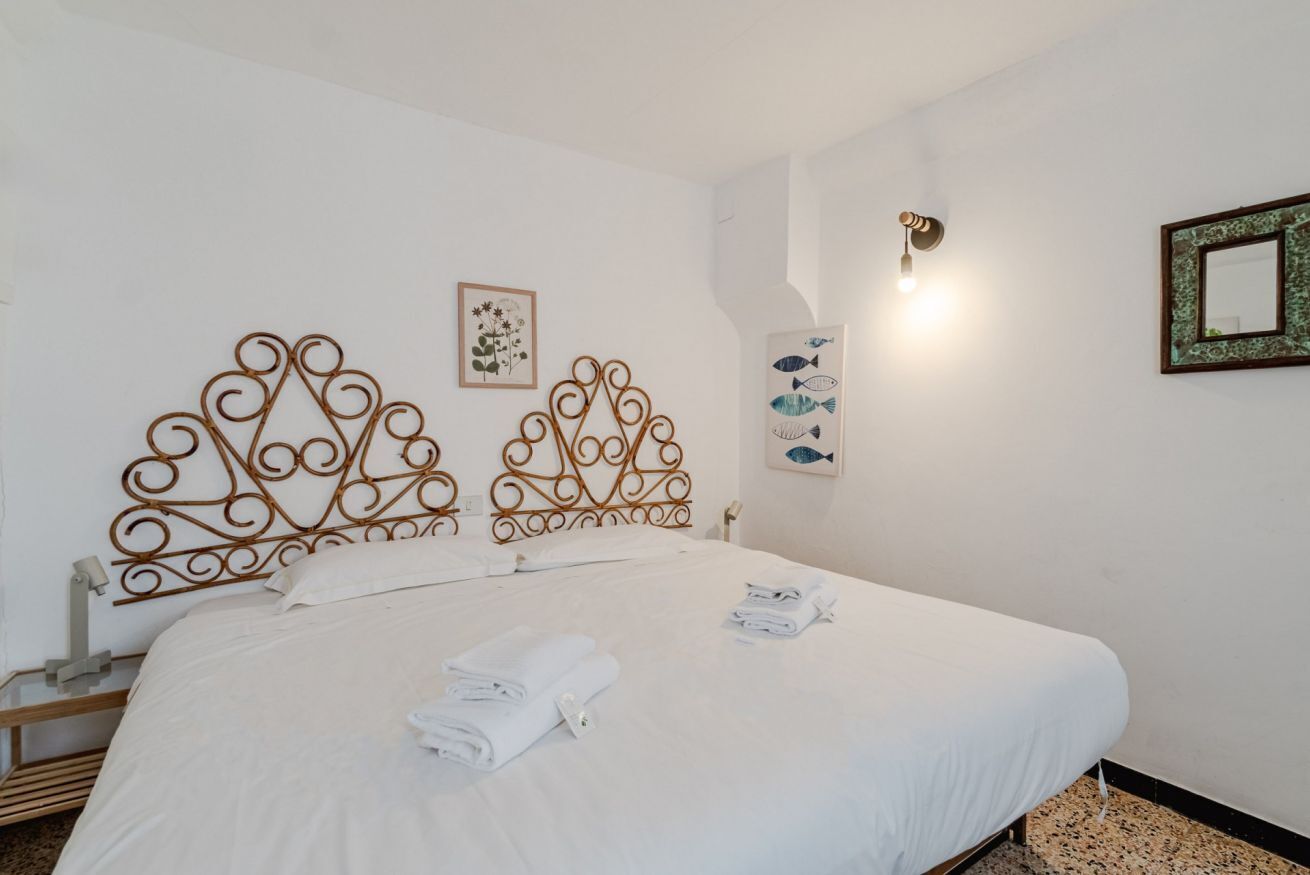 3 chambres, fer et planche à repasser, Wi-Fi, draps fournis