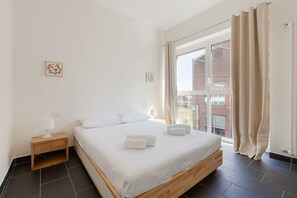 1 bedroom, iron/ironing board, Internet, bed sheets