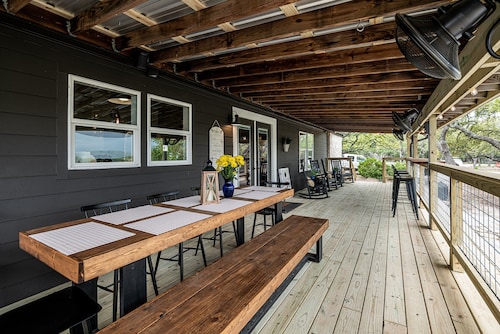 🌵Ranchito del Cielo | Hill Country with Pool | Dog Friendly | Wineries Nearby
