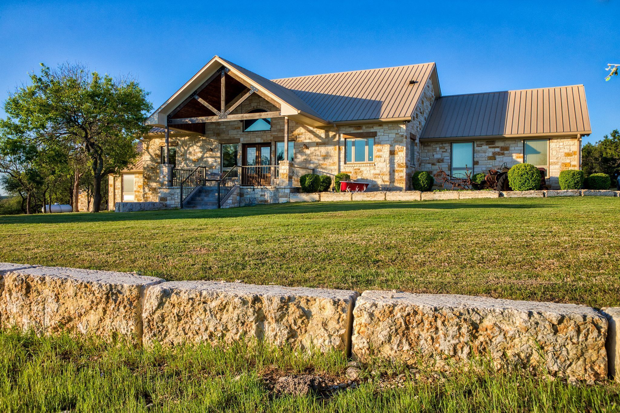 Inclusive Texas Ranch House on Secluded Exotic Ranch just South of Dallas