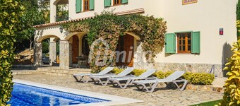 Charming Villa Isabela at the edge of the Costa Brava